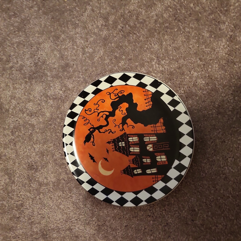 Halloween plate
